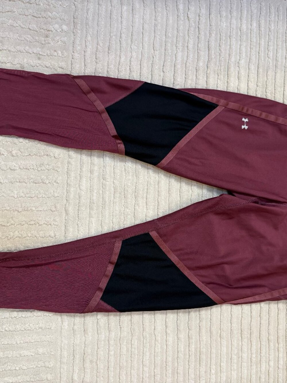 Under Armour Burgundy Compression Leggings XL
